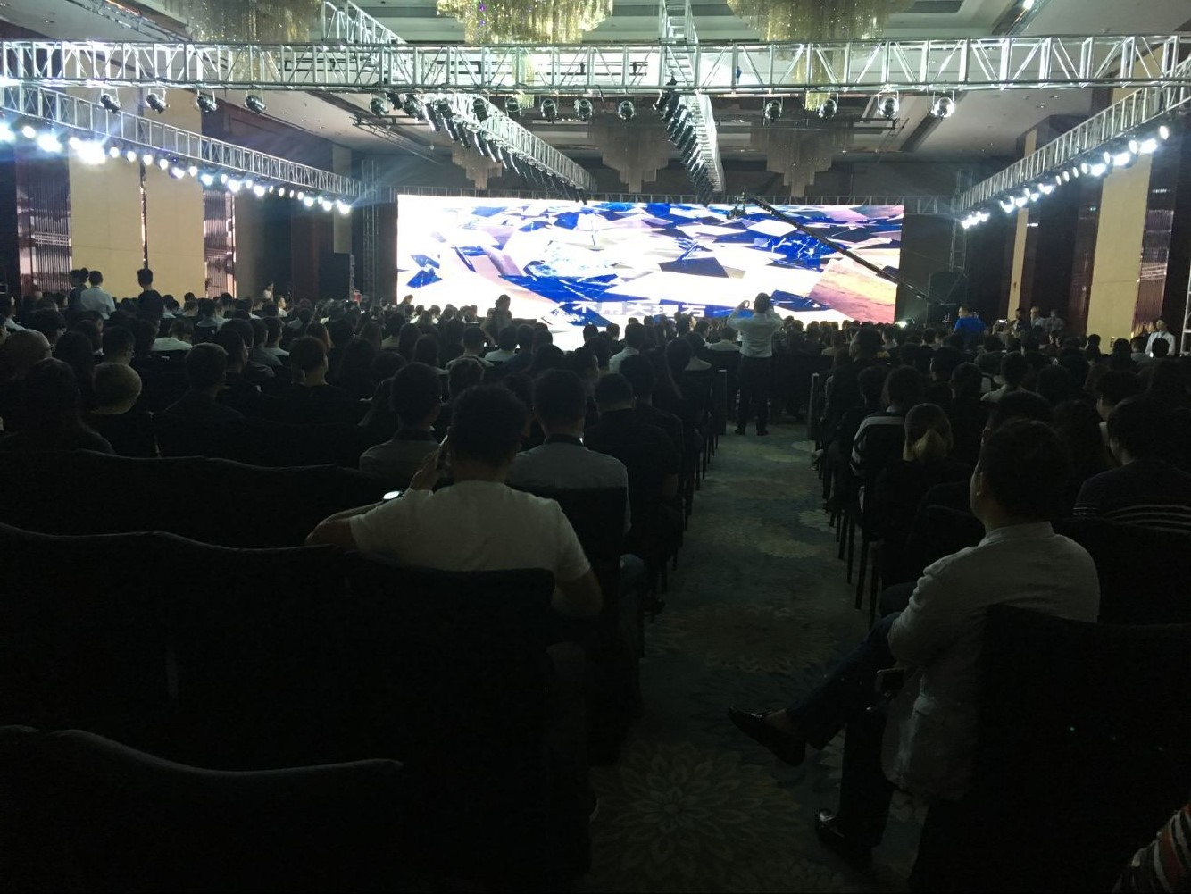 2016��һ����ʯ��ש��Ʒ��������̫�Ƶ���ƴ�ʦ����