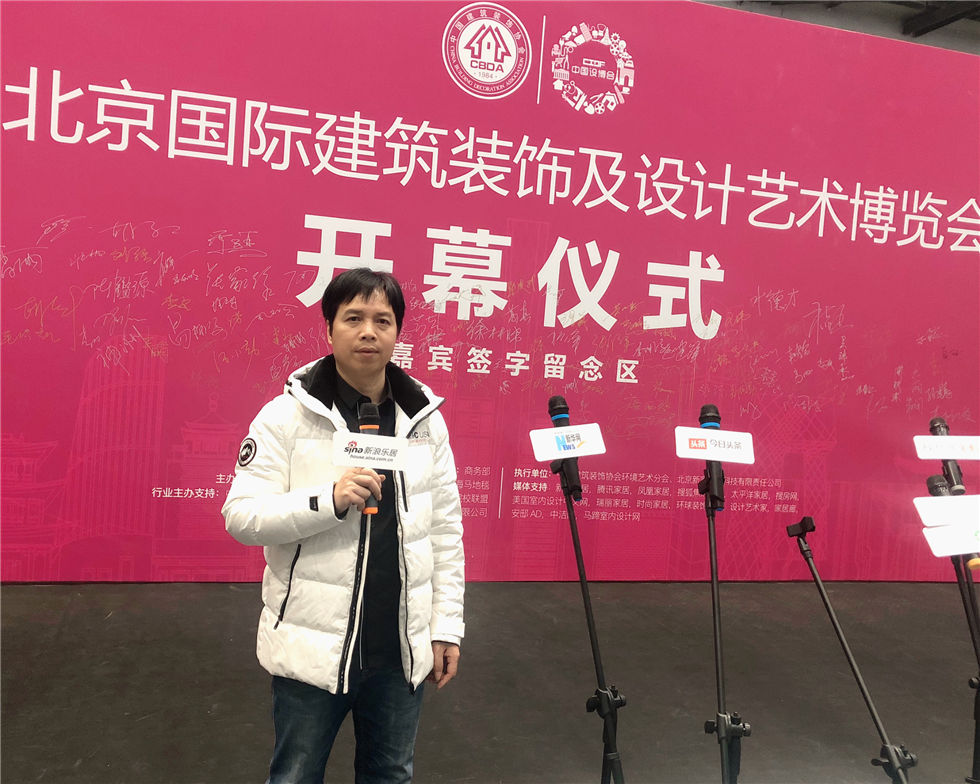 2019��ʮ��챱�����ʽ���װ�μ��������������